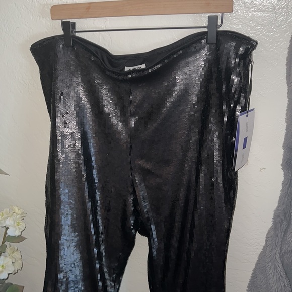 Future Collective with Kahlana Barfield Brown sequence pants - Picture 4 of 7